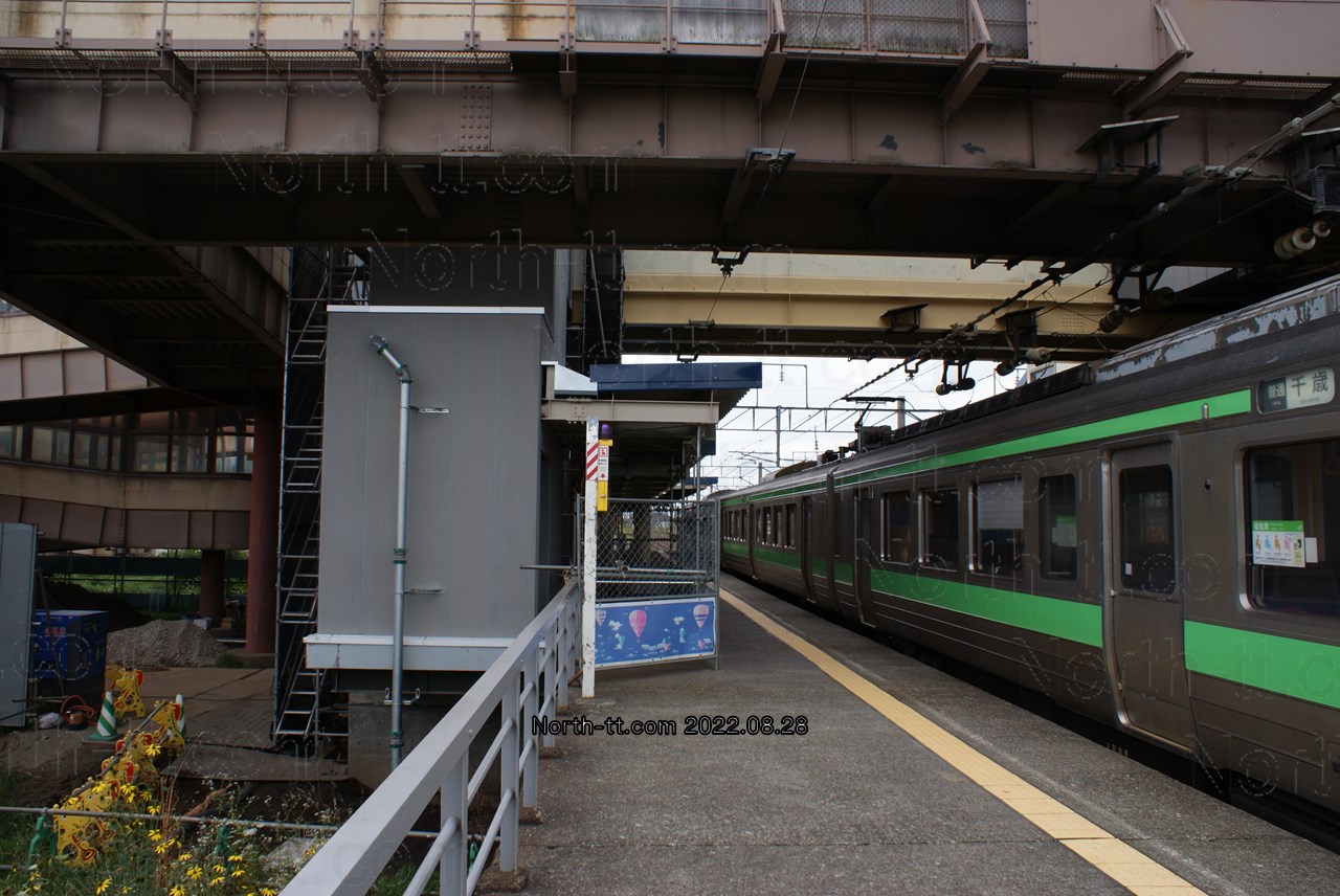  島松駅1番ホーム 
