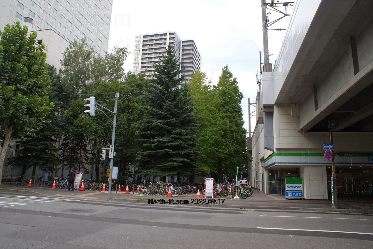  2022年9月の緑道入口部分 