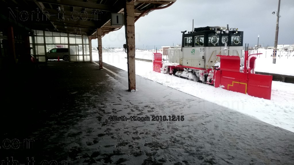  留萌駅で除雪作業を行うモーターカー 